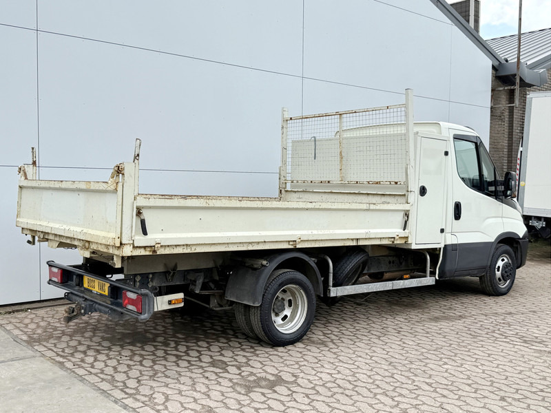 Iveco Daily 35C12 2.3 Kipper Dubbellucht 3.5t Trekhaak Airco Cruise Control Lucht geveerde stoel - Carrinha basculante: foto 4 Iveco Daily 35C12 2.3 Kipper Dubbellucht 3.5t Trekhaak Airco Cruise Control Lucht geveerde stoel - Carrinha basculante: foto 4