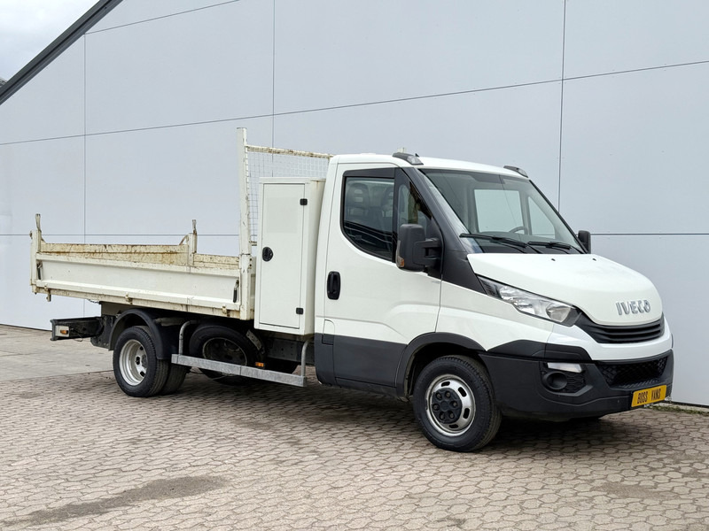 Iveco Daily 35C12 2.3 Kipper Dubbellucht 3.5t Trekhaak Airco Cruise Control Lucht geveerde stoel - Carrinha basculante: foto 5 Iveco Daily 35C12 2.3 Kipper Dubbellucht 3.5t Trekhaak Airco Cruise Control Lucht geveerde stoel - Carrinha basculante: foto 5