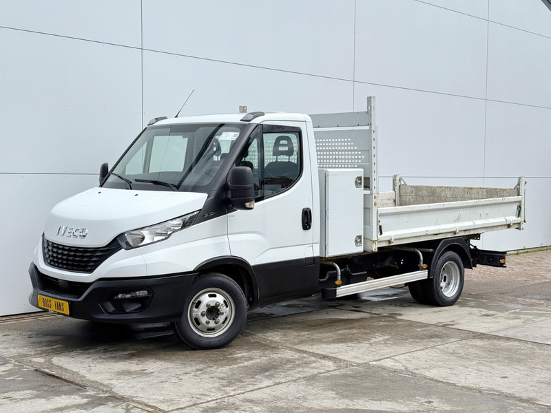 Iveco Daily 35C12 2.3 L3 Kipper Dubbellucht 3.5t Trekhaak Airco Cruise Control Lucht Geveerde Stoel - Carrinha basculante: foto 2 Iveco Daily 35C12 2.3 L3 Kipper Dubbellucht 3.5t Trekhaak Airco Cruise Control Lucht Geveerde Stoel - Carrinha basculante: foto 2