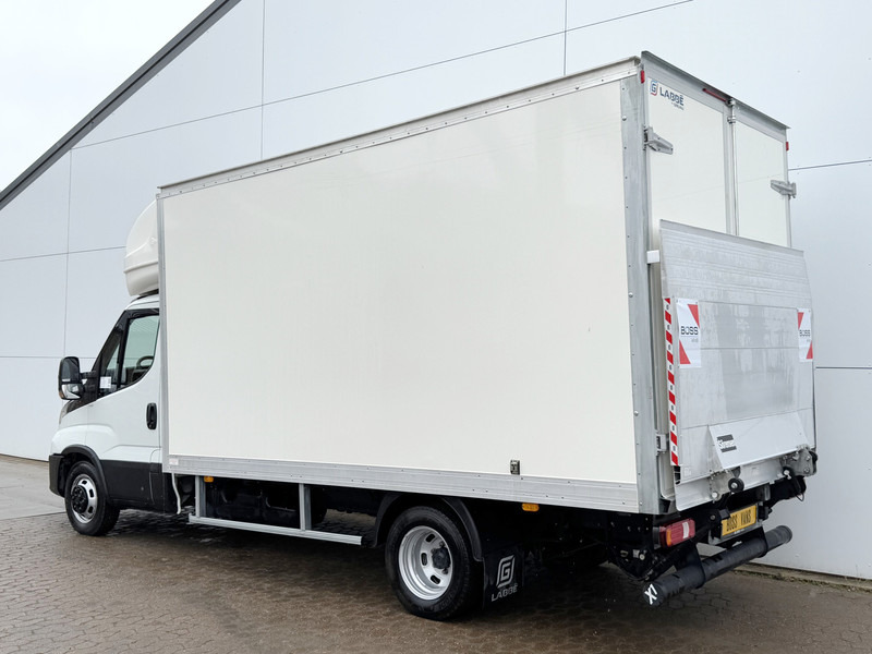 Iveco Daily 35C16 3.0L Laadklep Dubbellucht Climate Control Cruise Control Meubelbak Bakwagen Koffer - Carrinha de contentor: foto 2 Iveco Daily 35C16 3.0L Laadklep Dubbellucht Climate Control Cruise Control Meubelbak Bakwagen Koffer - Carrinha de contentor: foto 2