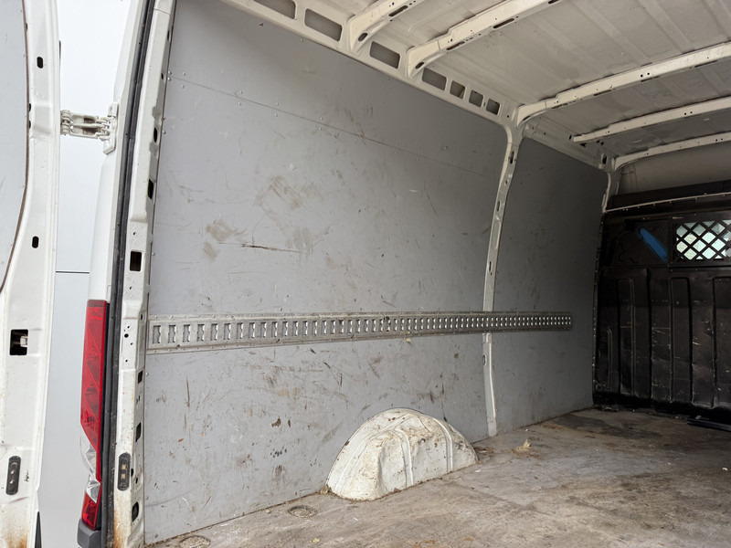 Furgão Iveco Daily 35S14 2.3 L3H2 Climate Control Cruise Control Trekhaak Imperiaal: foto 13