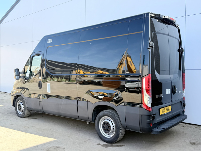 Iveco Daily 35S16 L2H2 Airco Cruise Control Camera 3.5t Trekhaak - Furgão: foto 2 Iveco Daily 35S16 L2H2 Airco Cruise Control Camera 3.5t Trekhaak - Furgão: foto 2