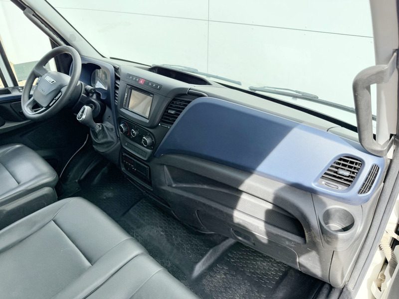 Furgão Iveco Daily 50C18 3.0L Automaat L4H2 Dubbellucht Airco Cruise Control Carplay Tachograaf Trekhaak Maxi: foto 9
