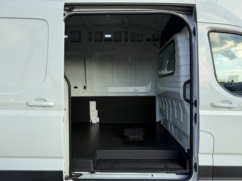 Furgão, Carrinha elétrica novo Maxus eDeliver 9 89kWh Nieuw Elektrisch 89kWh 353km WLTP L3H3 204PK Snelladen LED Airco Adaptieve Cruise Control Camera Carplay BPM Vrij: foto 10