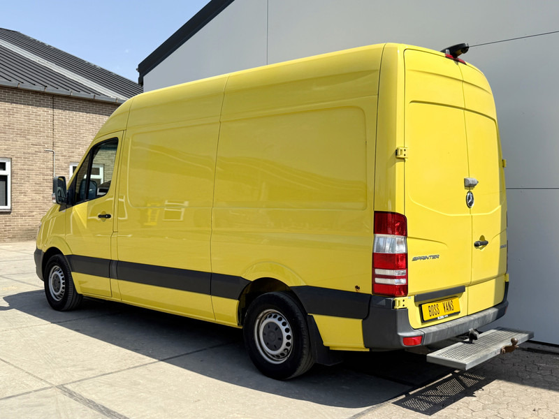 Mercedes-Benz Sprinter 319 3.0 CDI V6 Automaat L2H2 Climate Control Cruise Control Trekhaak Camera Stoelverwarming - Furgão: foto 2 Mercedes-Benz Sprinter 319 3.0 CDI V6 Automaat L2H2 Climate Control Cruise Control Trekhaak Camera Stoelverwarming - Furgão: foto 2