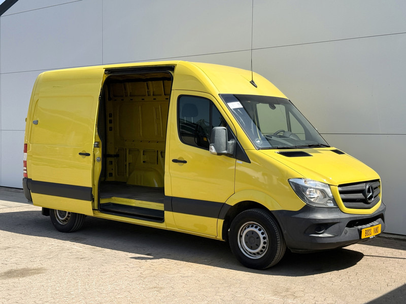 Mercedes-Benz Sprinter 319 3.0 CDI V6 Automaat L2H2 Climate Control Cruise Control Trekhaak Camera Stoelverwarming - Furgão: foto 5 Mercedes-Benz Sprinter 319 3.0 CDI V6 Automaat L2H2 Climate Control Cruise Control Trekhaak Camera Stoelverwarming - Furgão: foto 5