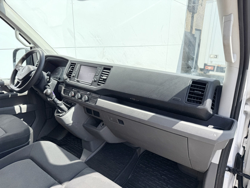 Carrinha de caixa aberta Volkswagen Crafter 2.0 TDI 102PK Open laadbak Airco Cruise Control Carplay Camera Trekhaak: foto 8