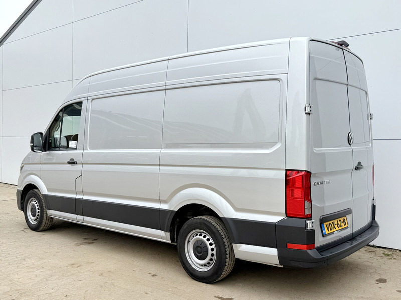 Volkswagen Crafter 2.0 TDI 140 pk Automaat L3H3 Airco Cruise Control Navigatie Camera Sensoren - Furgão compacto: foto 2 Volkswagen Crafter 2.0 TDI 140 pk Automaat L3H3 Airco Cruise Control Navigatie Camera Sensoren - Furgão compacto: foto 2