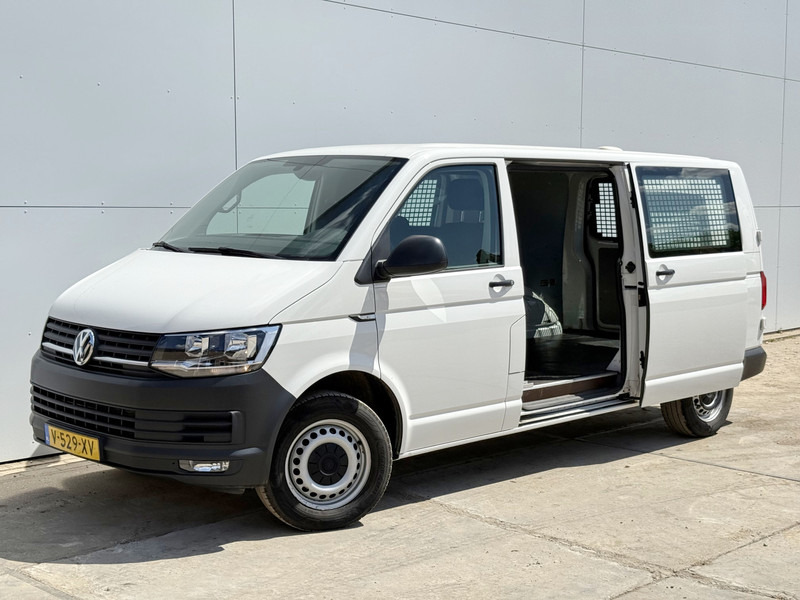 Volkswagen Transporter 2.0 TDI 150pk L2H1 Automaat 2x Schuif Trekhaak Navigatie Apple / Android Carplay APK 03-26 - Furgão compacto: foto 2 Volkswagen Transporter 2.0 TDI 150pk L2H1 Automaat 2x Schuif Trekhaak Navigatie Apple / Android Carplay APK 03-26 - Furgão compacto: foto 2