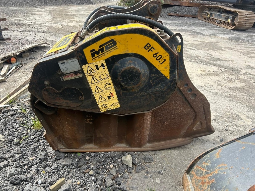 MB Crusher BF 60.1 - Balde: foto 1 MB Crusher BF 60.1 - Balde: foto 1