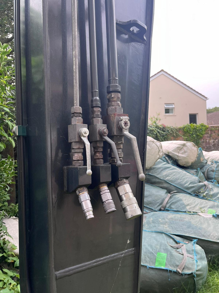 Escavadora de rastos Hyundai HX235 LCR DZ 15M High Reach: foto 6