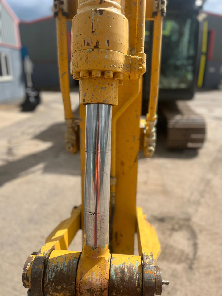 Escavadora de rastos Kobelco SK130LC-11: foto 11