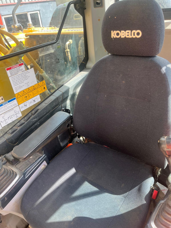 Escavadora de rastos Kobelco SK130LC-11: foto 20