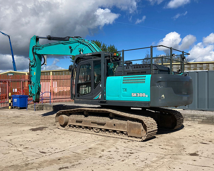 Kobelco SK300LC-10E - Escavadora de rastos: foto 3 Kobelco SK300LC-10E - Escavadora de rastos: foto 3