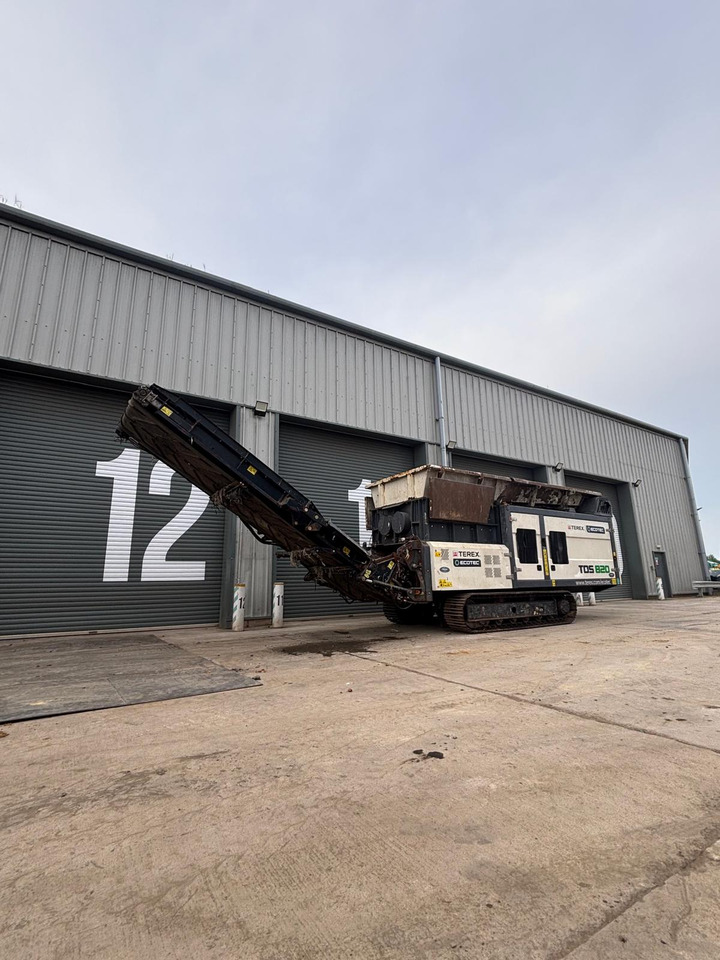 Terex TDS820 - Triturador industrial: foto 1 Terex TDS820 - Triturador industrial: foto 1