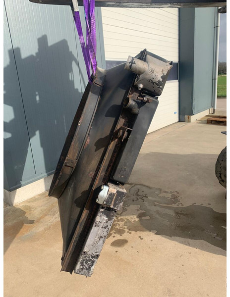 Liebherr A932 - Radiador: foto 2 Liebherr A932 - Radiador: foto 2