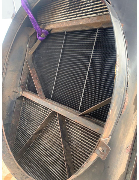 Liebherr A932 - Radiador: foto 3 Liebherr A932 - Radiador: foto 3