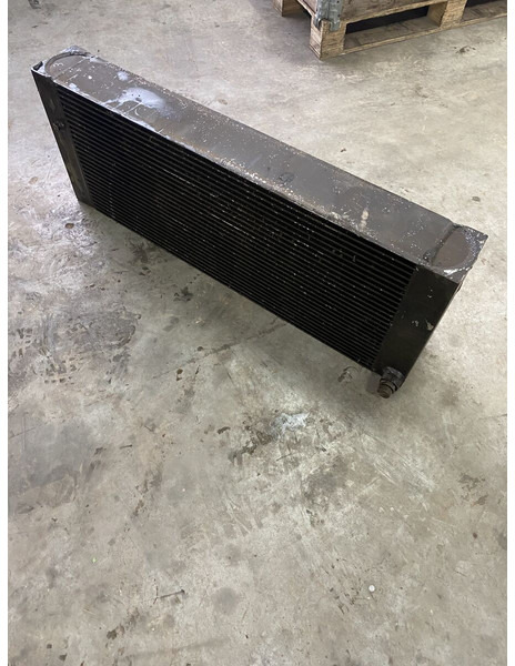 Liebherr A934C - Radiador: foto 1 Liebherr A934C - Radiador: foto 1