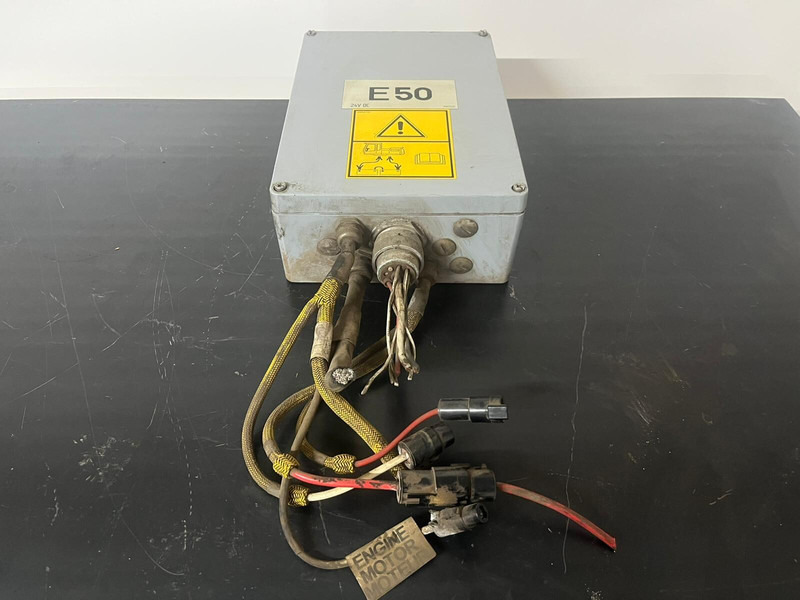 Liebherr  - Sistema elétrico: foto 1 Liebherr  - Sistema elétrico: foto 1