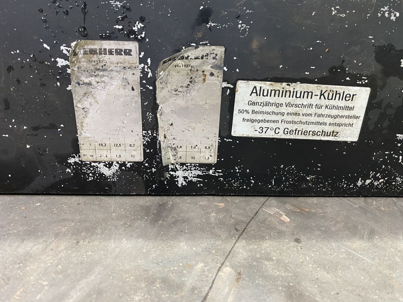 Liebherr Intercooler - Radiador: foto 3 Liebherr Intercooler - Radiador: foto 3