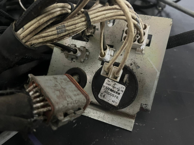 Liebherr Kabelboom - Cables/ Wire harness: foto 4 Liebherr Kabelboom - Cables/ Wire harness: foto 4