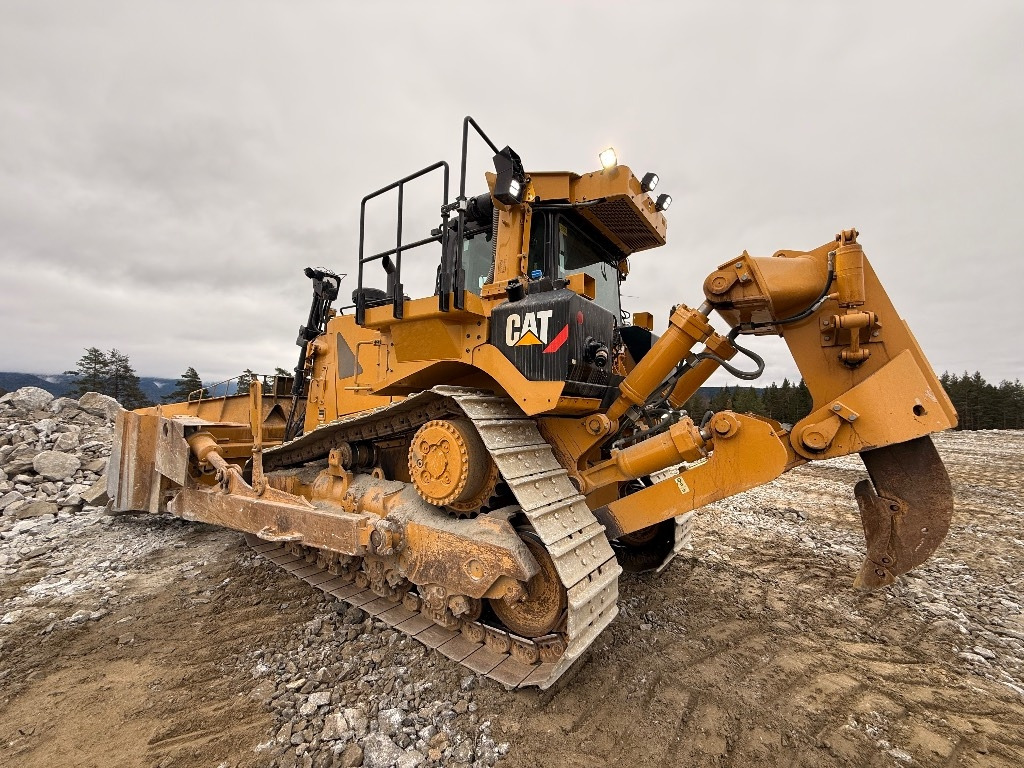 Buldôzer CAT D 8 T: foto 1