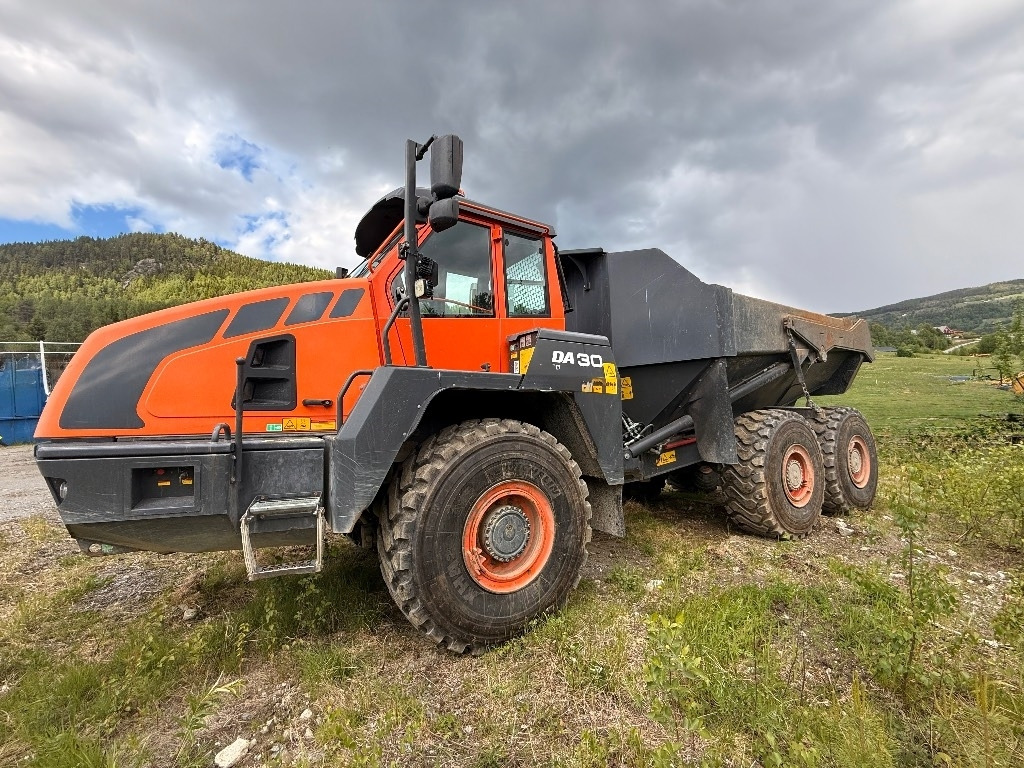 Doosan DA 30 - Caminhão articulado: foto 1 Doosan DA 30 - Caminhão articulado: foto 1