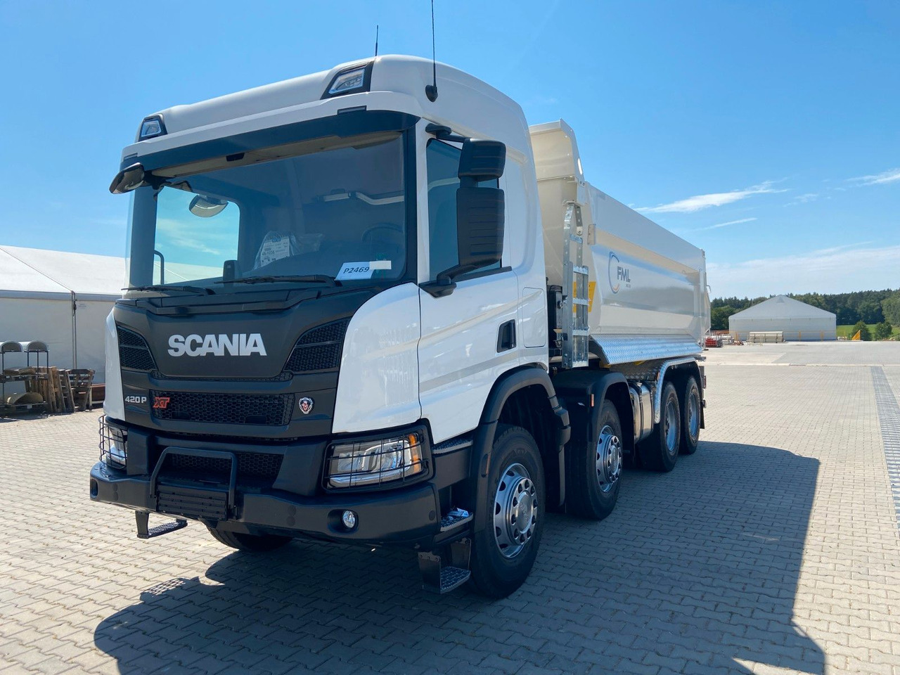 Scania P420 8x4 FML KIPPER - Camião basculante: foto 2 Scania P420 8x4 FML KIPPER - Camião basculante: foto 2