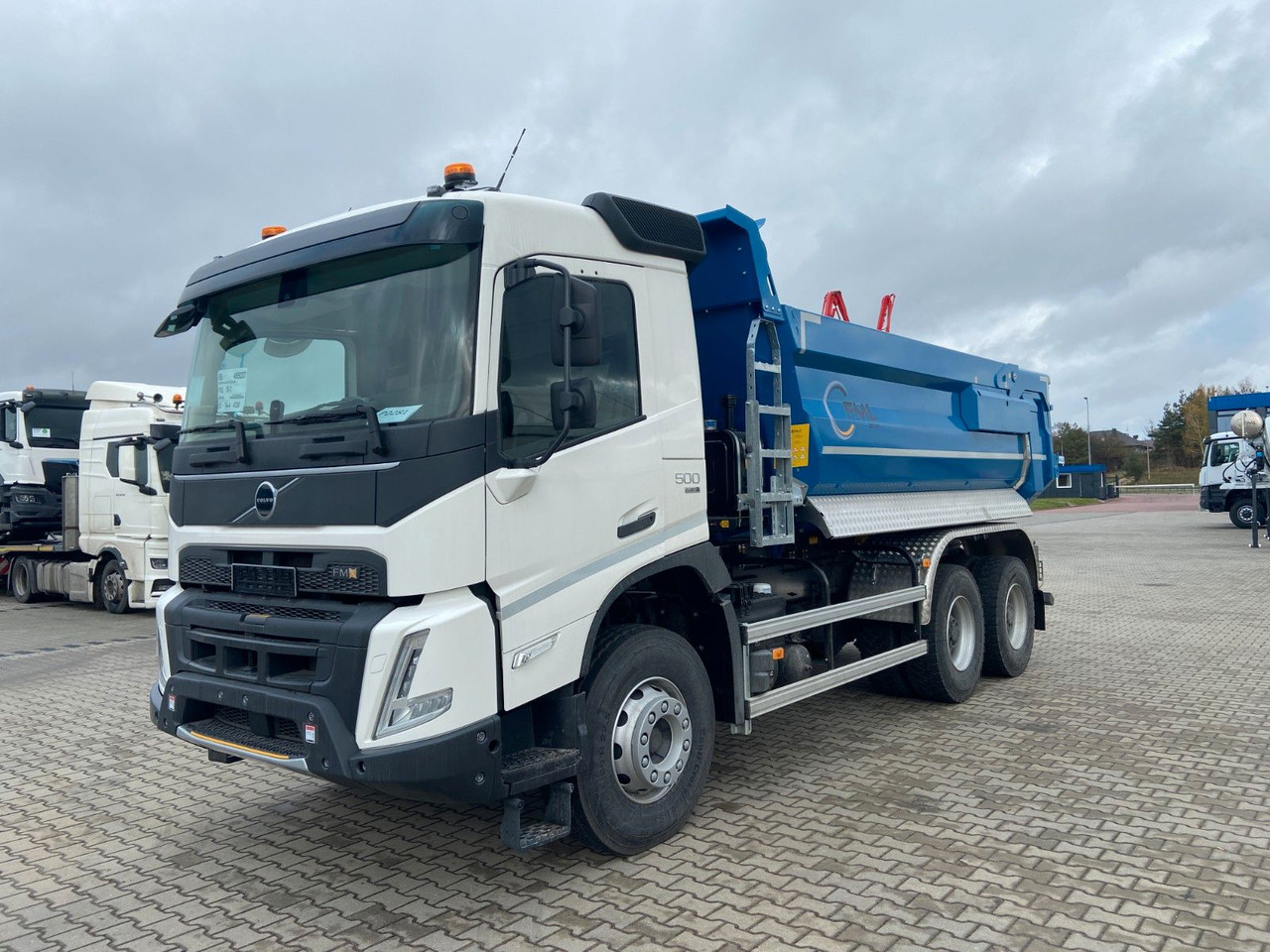 Volvo FMX 430 6X4 KIPPER - Camião basculante: foto 2 Volvo FMX 430 6X4 KIPPER - Camião basculante: foto 2