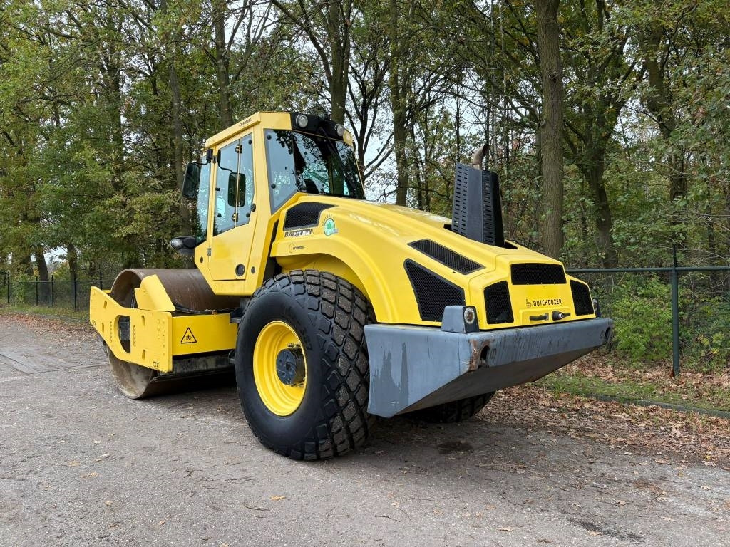 Bomag BW 213 D H-4 i EVIB/BVC / Airco / German machine - Compactador: foto 3 Bomag BW 213 D H-4 i EVIB/BVC / Airco / German machine - Compactador: foto 3