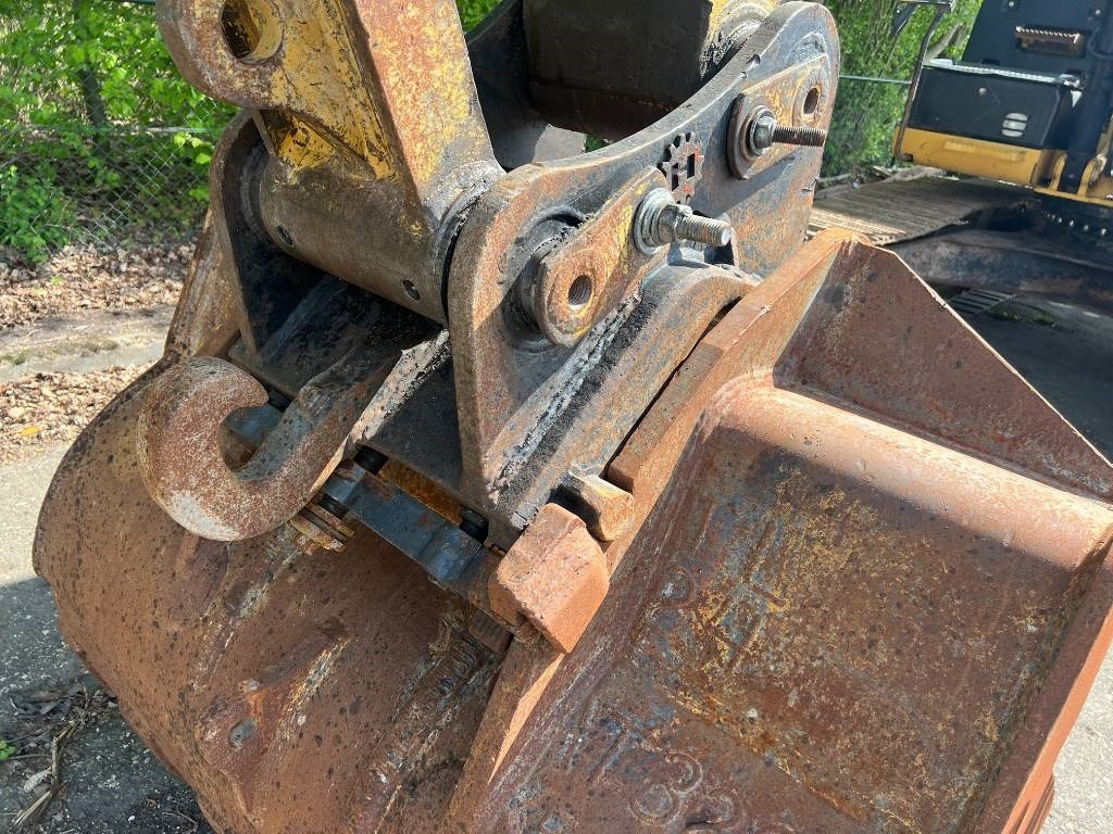 Escavadora de rastos CAT 323 E: foto 20