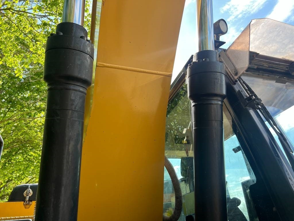 Escavadora de rastos CAT 323 E: foto 35