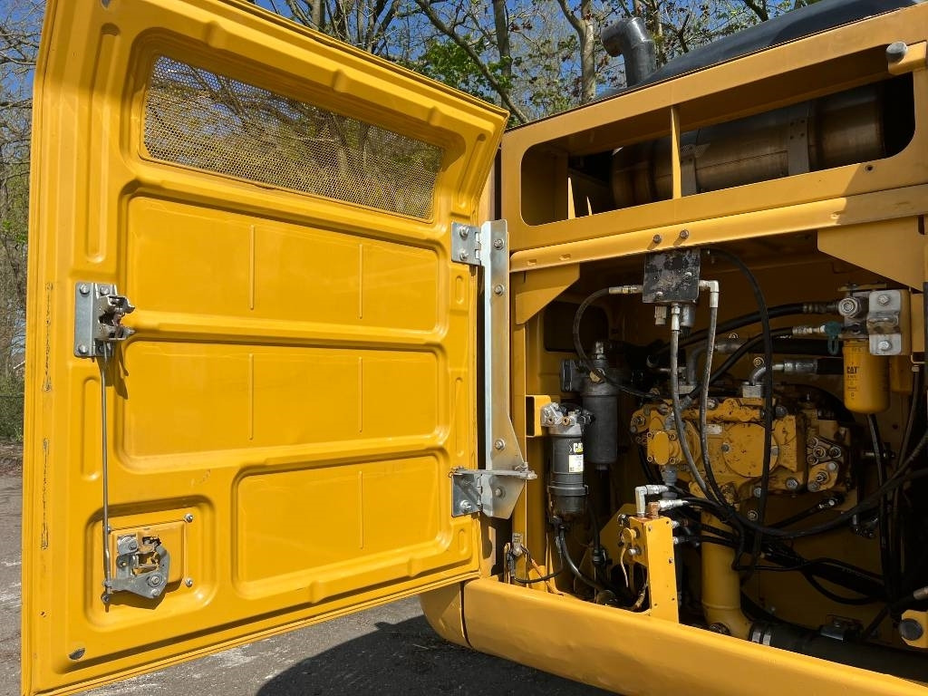 Escavadora de rastos CAT 323 E: foto 37