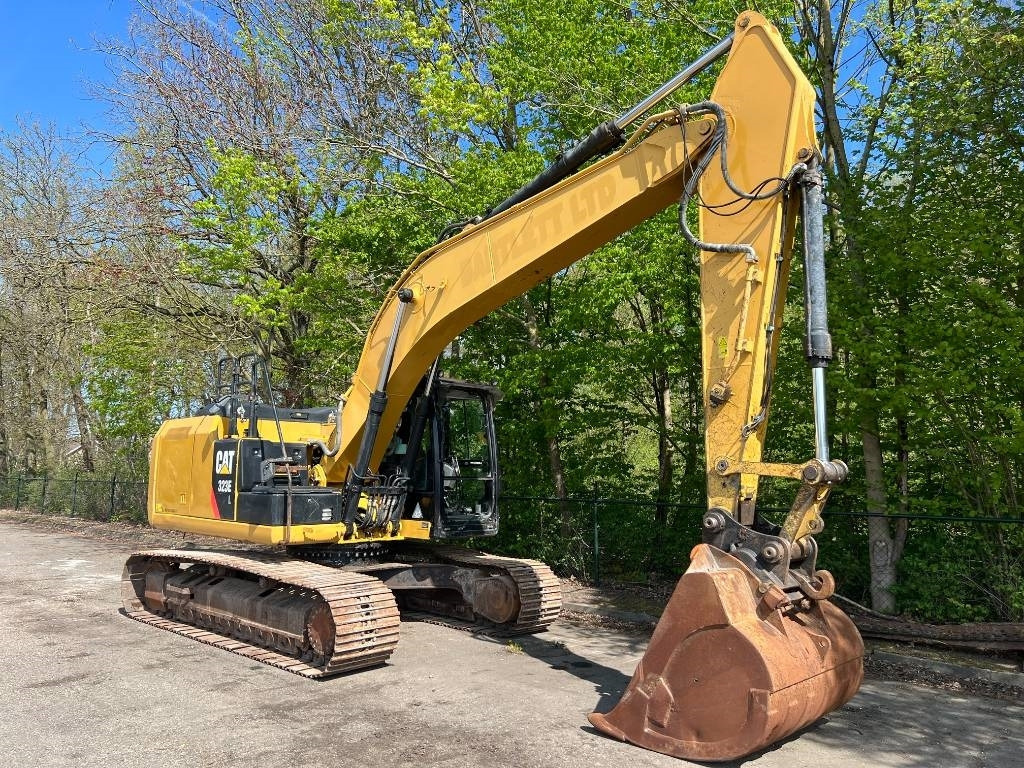 Escavadora de rastos CAT 323 E: foto 6