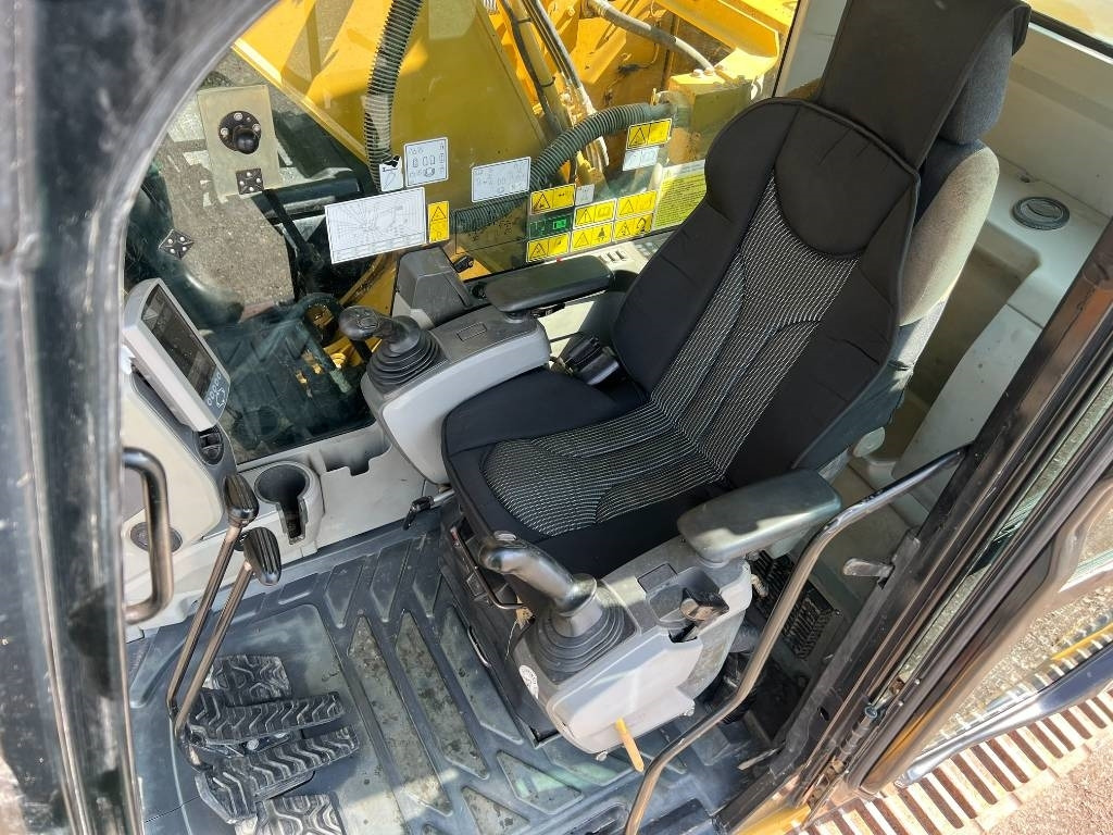 Escavadora de rastos CAT 323 E: foto 8