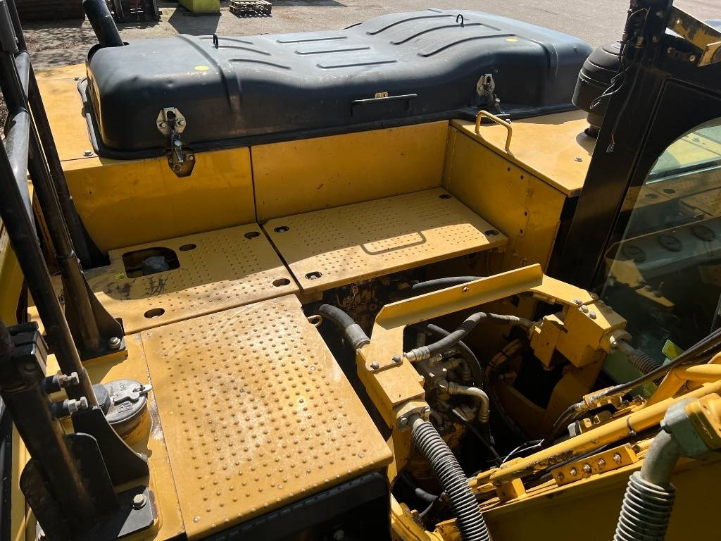 Escavadora de rastos CAT 323 E: foto 24