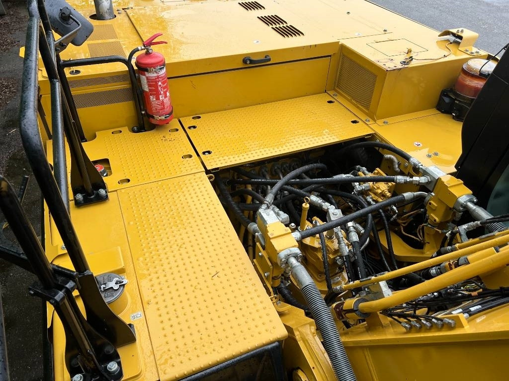 Escavadora de rastos CAT 336: foto 25