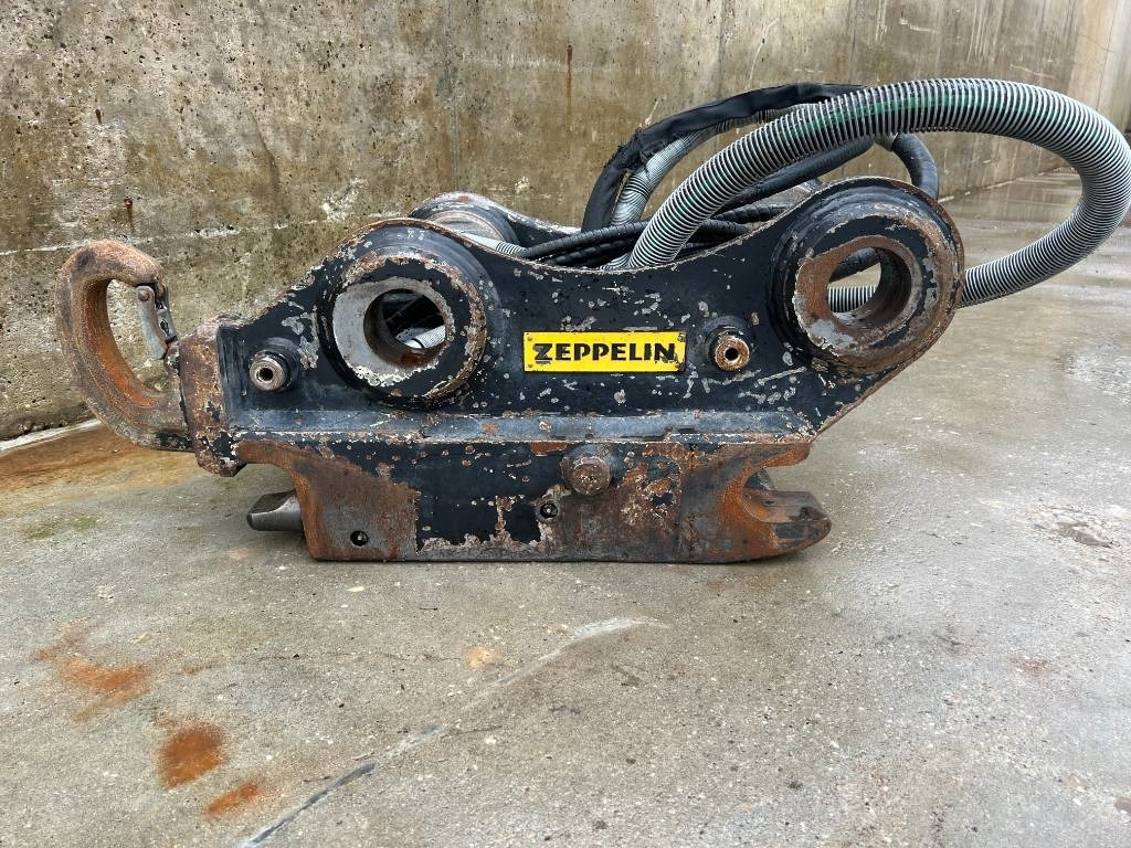OilQuick OQ70/55 - Acoplamento rápido para Máquina de construção: foto 1 OilQuick OQ70/55 - Acoplamento rápido para Máquina de construção: foto 1