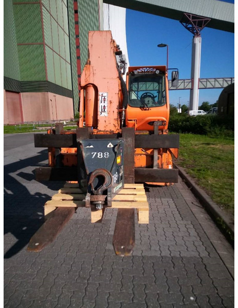 Merlo Roto 38.16 S - Empilhador telescópico: foto 5 Merlo Roto 38.16 S - Empilhador telescópico: foto 5