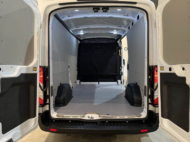Ford Transit 350 2.0 TDCI L3H2 Limited 130 PK Automaat / Euro 6 / Airco / Cruise Control / CarPlay / PDC / Navigatie / 3-Zits / BPM VRIJ !! - Furgão: foto 4 Ford Transit 350 2.0 TDCI L3H2 Limited 130 PK Automaat / Euro 6 / Airco / Cruise Control / CarPlay / PDC / Navigatie / 3-Zits / BPM VRIJ !! - Furgão: foto 4