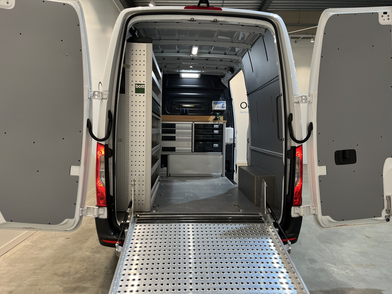 Mercedes-Benz Sprinter 311 CDI L2H2 RWD / Euro 6 / Servicebus / Bott inrichting / 220V / Airco / Oprijplaat / Compressor / CarPlay / Camera - Furgão: foto 3 Mercedes-Benz Sprinter 311 CDI L2H2 RWD / Euro 6 / Servicebus / Bott inrichting / 220V / Airco / Oprijplaat / Compressor / CarPlay / Camera - Furgão: foto 3