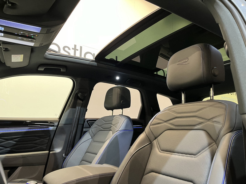 Volkswagen Touareg R 3.0 TSi 462 PK eHybrid 4MOTION Full Options / Luchtvering / IQ Matrix / 360 Camera / Panoramadak / Head-Up / Leder / Stoelventilatie / Stoelverwarming - SUV: foto 5 Volkswagen Touareg R 3.0 TSi 462 PK eHybrid 4MOTION Full Options / Luchtvering / IQ Matrix / 360 Camera / Panoramadak / Head-Up / Leder / Stoelventilatie / Stoelverwarming - SUV: foto 5
