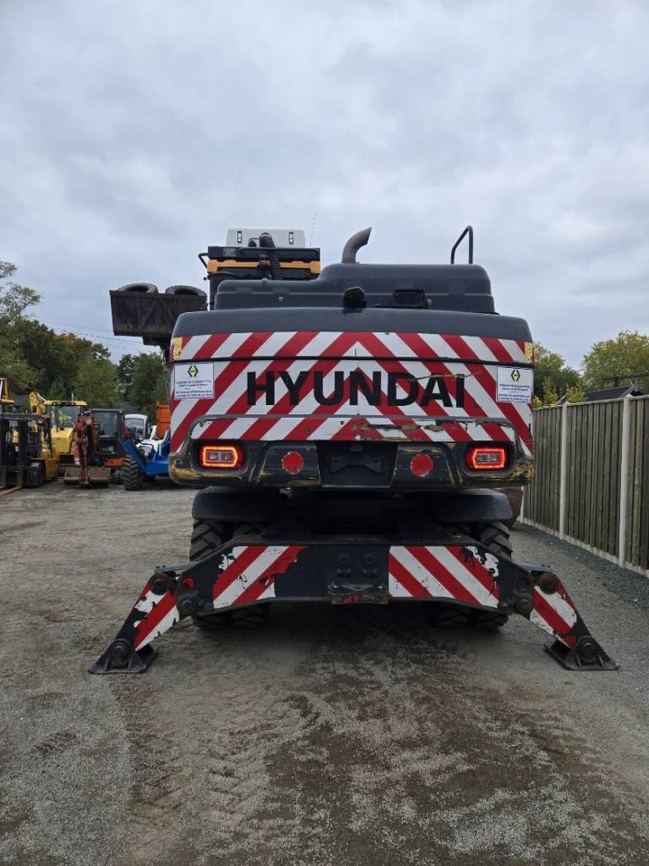 Hyundai HW 160  - Escavadeira de rodas: foto 3 Hyundai HW 160  - Escavadeira de rodas: foto 3