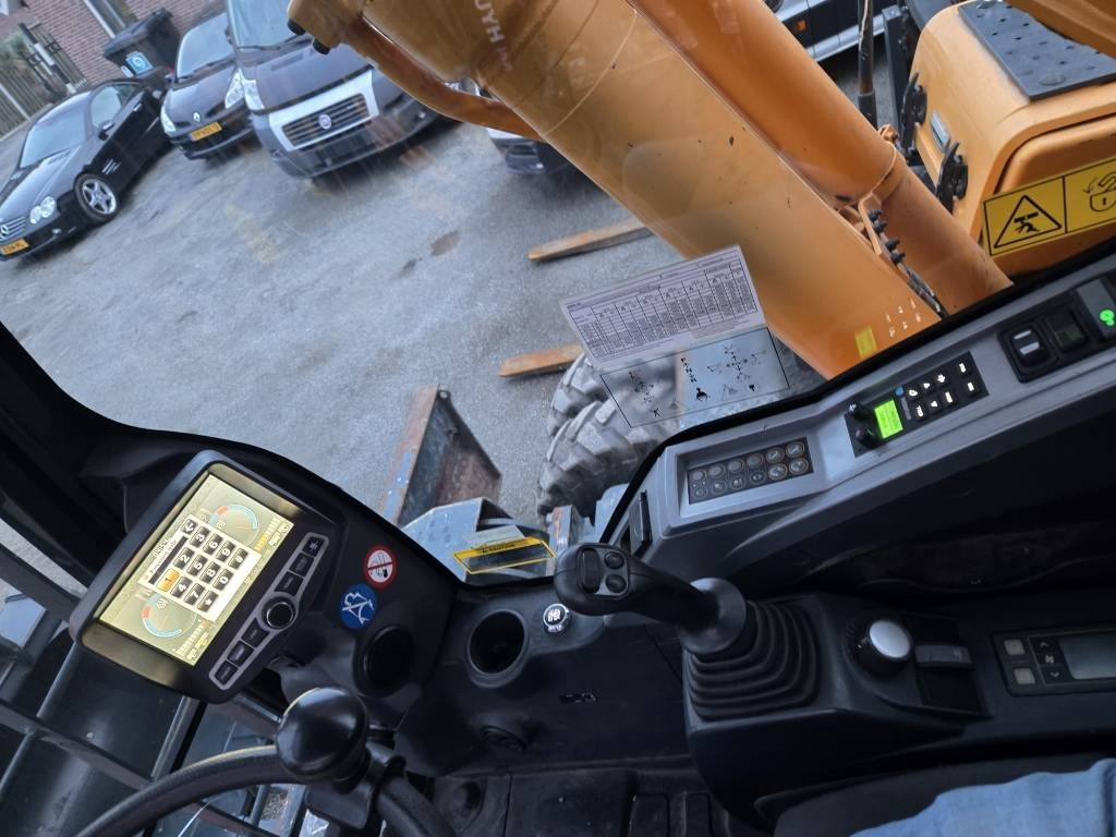 Escavadeira de rodas Hyundai R 180W-9A: foto 25