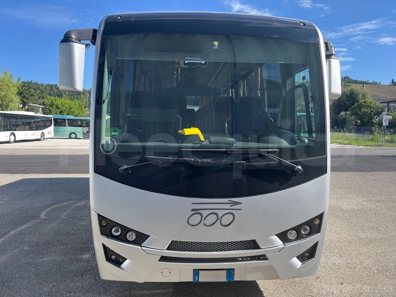 ISUZU Novo - Ônibus urbano: foto 2 ISUZU Novo - Ônibus urbano: foto 2