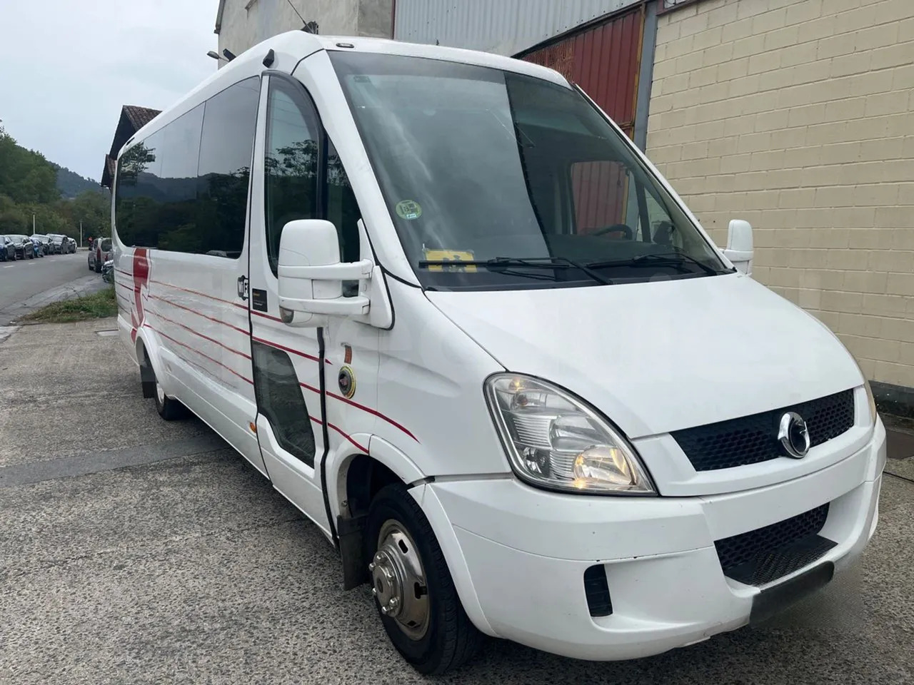 Iveco A50C17 - Minibus, Furgão de passageiros: foto 1 Iveco A50C17 - Minibus, Furgão de passageiros: foto 1