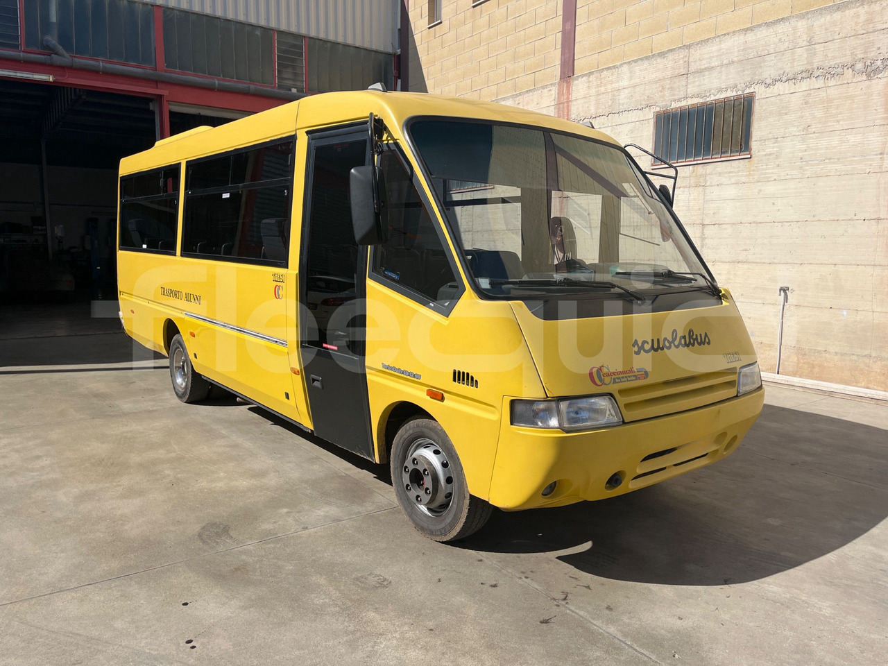 Iveco Cacciamali - Autocarro escolar: foto 1 Iveco Cacciamali - Autocarro escolar: foto 1