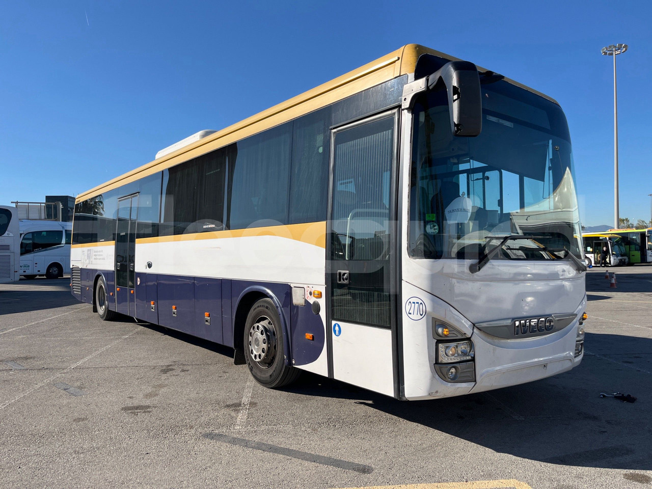 Iveco Crossway - Ônibus suburbano: foto 1 Iveco Crossway - Ônibus suburbano: foto 1