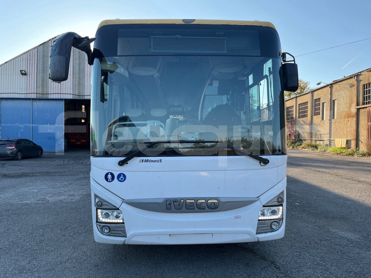 Iveco Crossway - Ônibus suburbano: foto 2 Iveco Crossway - Ônibus suburbano: foto 2