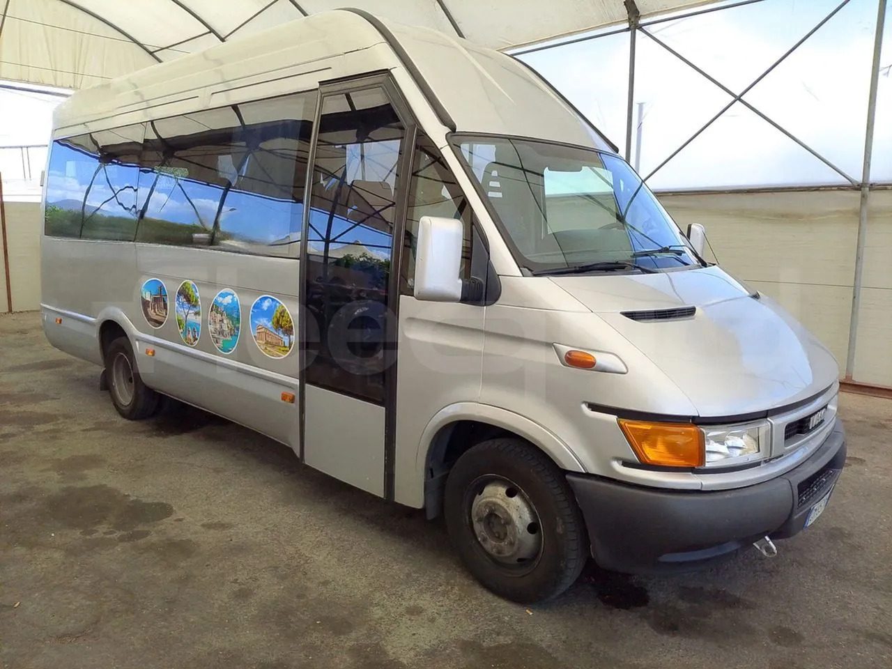 Iveco Daily - Minibus, Furgão de passageiros: foto 1 Iveco Daily - Minibus, Furgão de passageiros: foto 1